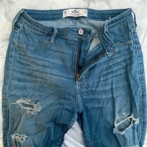 Hollister ripped jeggings
